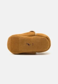 Unisex - Slippers - Cognac -Zalando UK-Outlet 911b74039266435c989cb80c3a759b1b