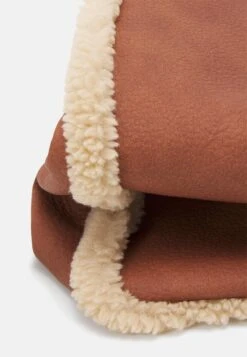 TOM TAILOR Denim Arona Shopper No Zip - Tote Bag - Cognac -Zalando UK-Outlet 916a99afa54e4ec5bbaced22b4d66a1d