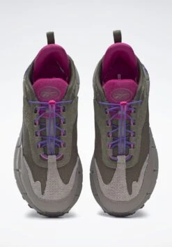 Reebok Classic Zig Kinetica 2.5 Edge - Trainers - Army Green/Boulder Grey/Semi Proud Pink -Zalando UK-Outlet 91702ef67df149a3adfc574d1f98bdd3