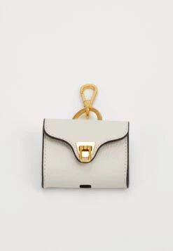 Coccinelle Other Accessories - Greenery 17 Coccinelle Other Accessories - Greenery -Zalando UK-Outlet 92f47bbee0e249b887a2ca3a85831f49