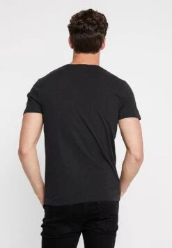 Abercrombie & Fitch 3 Pack - Basic T-Shirt - White/Grey/Black -Zalando UK-Outlet 93f6718687004743afaeb196d3177200