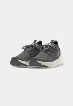 Puma SOFTRIDE SYMMETRY FUZION - Road Running Shoes - Black/dusky Gray/vapor Gray -Zalando UK-Outlet 9425f170317a4407b6592d10a172f654