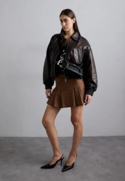 Vivienne Westwood KIMMY CROSSBODY - Cross Body Bag - Black 8 Vivienne Westwood KIMMY CROSSBODY - Cross Body Bag - Black -Zalando UK-Outlet 9812938d12804544adad390ccfe2a6d7