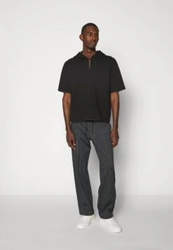 Emporio Armani Sweatshirt - Nero -Zalando UK-Outlet 9933ef15b9b441c4a3f7a37862c26154