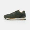 Lacoste Urban Breaker- Trainers - Dark Green/Off White