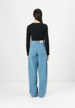 IVY OAK PHILA - Wide Leg - Mittelblau -Zalando UK-Outlet 9fbc08fb5b744439804c82c6ebf21e3e