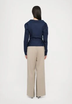 Vivienne Westwood MONDAY SHIRT - Blouse - Navy -Zalando UK-Outlet a0d6ee905a174117ab90d82e4621f39d