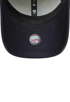 NEW ERA SIDE SCRIPT 9FORTY® UNISEX - Cap - Off-white/navy -Zalando UK-Outlet a20ec44e7c394721a0631e2d5d03909f