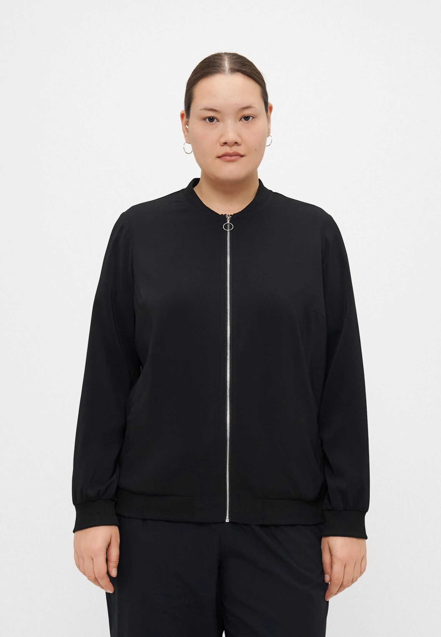 Vero Moda Curve VMCCOCO NOOS - Bomber Jacket - Black 1 Vero Moda Curve VMCCOCO NOOS - Bomber Jacket - Black