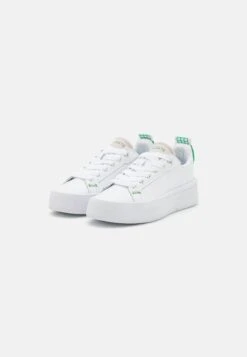 Lacoste Carnaby Plat 223 2 Sfa - Trainers 8 Lacoste Carnaby Plat 223 2 Sfa - Trainers -Zalando UK-Outlet a4360559c06342cc9d9f4ea145310cc1