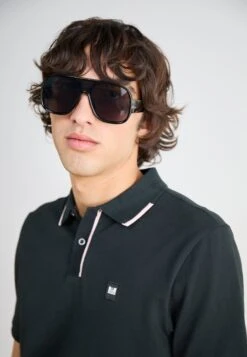 Weekend Offender RIVAS - Polo Shirt - Black/pale Blush -Zalando UK-Outlet a47cdbb604124923965287d480a244d3