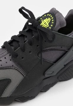 Nike Sportswear Air Huarache Wt Unisex - Trainers - Iron Grey/Black/Volt -Zalando UK-Outlet a6415923300740cbb4d045c7d1b175a4