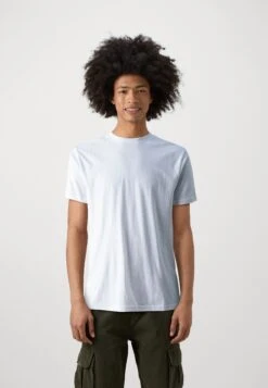 Santa Cruz OPUS DOT BACK UNISEX 2 PACK - Print T-shirt - Black/white -Zalando UK-Outlet a7382fd73cfb40368e2118547ba59478