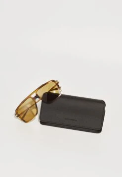 Dolce & Gabbana Sunglasses - Ochre 9 Dolce & Gabbana Sunglasses - Ochre -Zalando UK-Outlet a85f5b5e899e4fc89294615a75433ffa