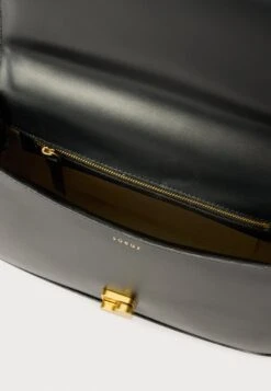 Soeur BELLA - Cross Body Bag - Noir -Zalando UK-Outlet aa62744f22c4475cbf204b67b9d5f747