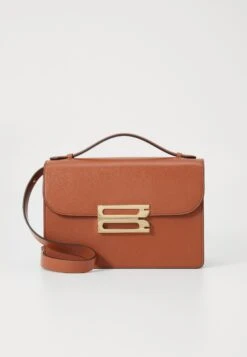 Victoria Beckham DORIAN BAG - Handbag - Burgundy -Zalando UK-Outlet ae89228f72554efd862e38b3195d5d85