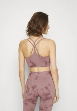 ICANIWILL Define Seamless Tie Dye Bra - Light Support Sports Bra - Mauve -Zalando UK-Outlet af76053a8173414d8d893f8d0bc4a088