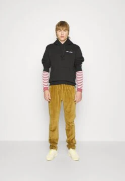 Hoodie - Black -Zalando UK-Outlet b190470cfe0949f69672ec9671ea7408