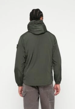 Weekend Offender TECHNICIAN - Light Jacket - Black Forest -Zalando UK-Outlet b29b083f47604f828b825a19375ca7bb
