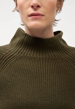 Marc O'Polo LONGSLEEVE STAND UP COLLAR - Jumper - Olive -Zalando UK-Outlet b2b7016da6af4750aaa6d2839a08ac21