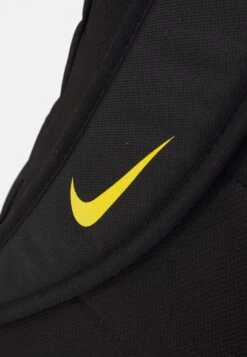 Nike Performance LOS ANGELES LAKERS NBA ELEMENTAL BACKPACK 20L UNISEX - Rucksack - Black -Zalando UK-Outlet b378789cc1f1424eb8d640a422204f73