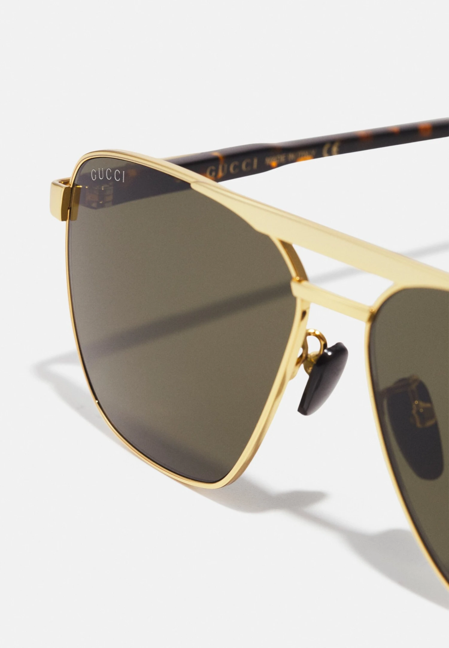 Gucci Unisex - Sunglasses - Gold/Havana/Green 4 Gucci Unisex - Sunglasses - Gold/Havana/Green - Image 4