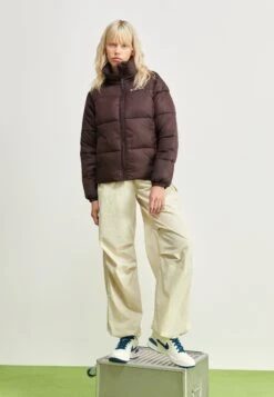 Jordan Stadium 90 - Trainers - Sail/Sky/Ozone Blue -Zalando UK-Outlet bd6ede98e0bc483787b6f759c97f41d9