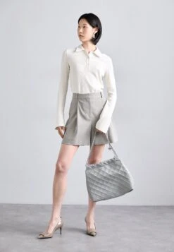 Tory Burch FLEMING HOBO - Tote Bag - Gray -Zalando UK-Outlet bf3f8cd152844d6bac03095cd137ef79