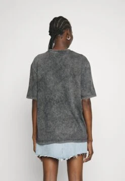 Fea Worn Out- Print T-Shirt - Black -Zalando UK-Outlet c088f258bfb648c38ddf21bc89d4dd15