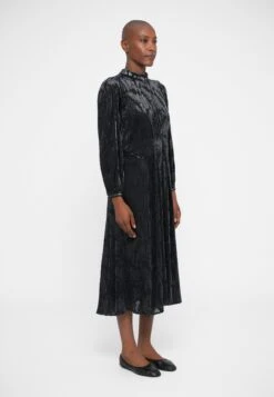 SEA REGINE BURNOUT MIDI DRESS - Day Dress - Black 10 SEA REGINE BURNOUT MIDI DRESS - Day Dress - Black -Zalando UK-Outlet c093202baab44256aedda2501f2b2be2