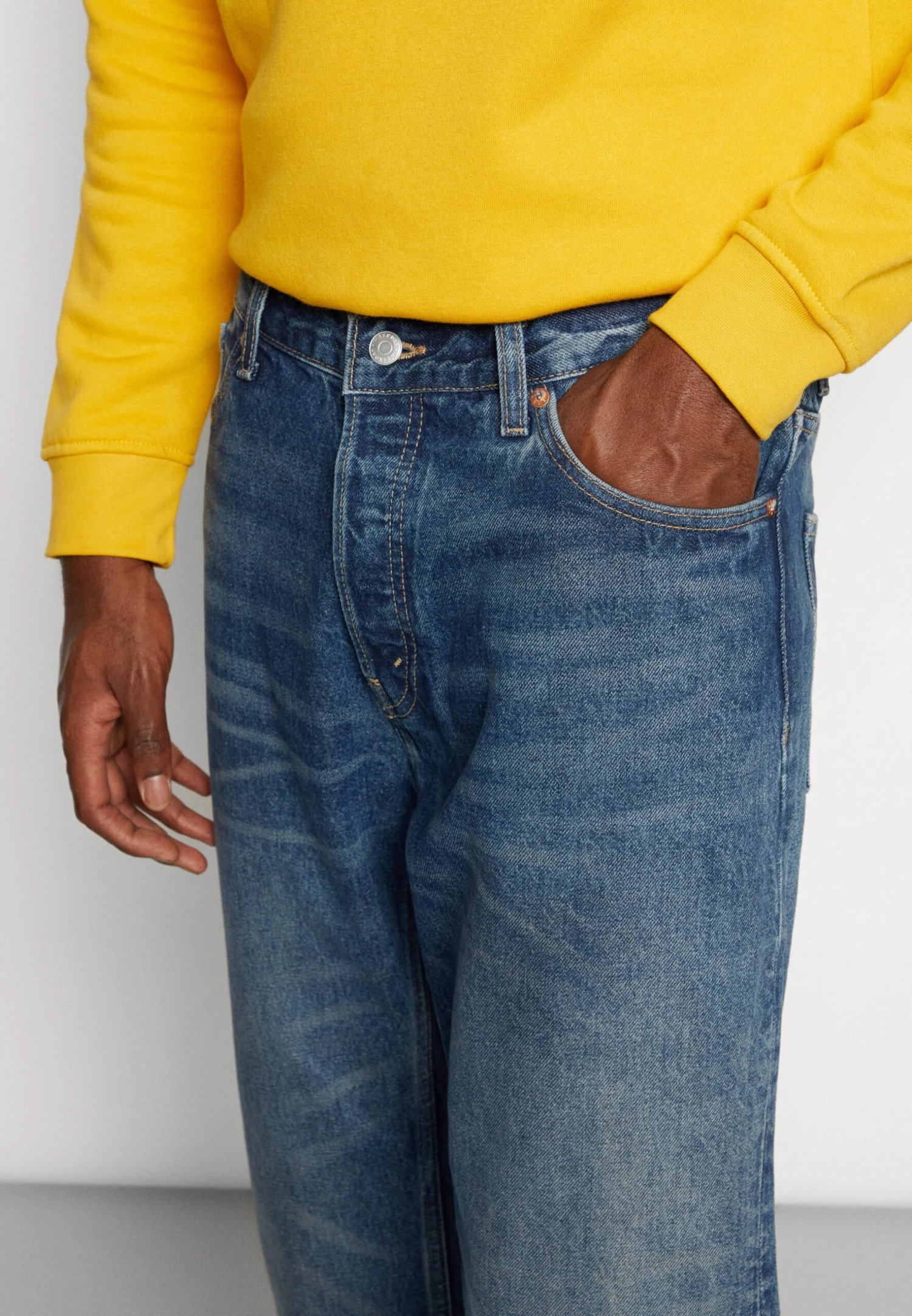 WEEKDAY Space Straight - Relaxed Fit Jeans - Vintage Blue 6 WEEKDAY Space Straight - Relaxed Fit Jeans - Vintage Blue - Image 6