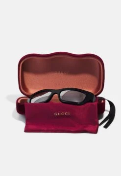 Gucci Unisex - Sunglasses - Black/Silver -Zalando UK-Outlet c1e0791fee204fb9b850619e74f385fc