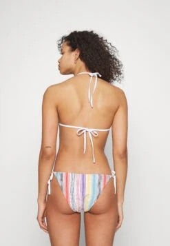 Missoni BIKINI - Bikini - Multicolored Spacedyed -Zalando UK-Outlet c4acb602e29343ab8d210f1901342ee6