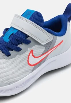 Nike Performance Star Runner 3 Unisex - Neutral Running Shoes - Pure Platinum/White/Light Crimson/Deep Royal Blue -Zalando UK-Outlet c7ae8294466149dfa0cd78aca503e913