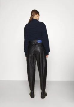 KOCHÉ Pants Unisex - Trousers - Black -Zalando UK-Outlet c92621e267324a108d27f644e5328878