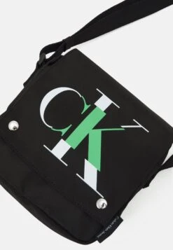 Calvin Klein Jeans Urban Crossbody Unisex - Across Body Bag - Black -Zalando UK-Outlet c9d86fb73d014e75a654bd5905c14cac