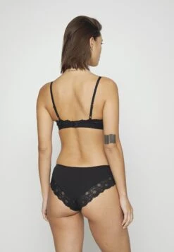 Skiny Damen Gepaddet - Triangle Bra - Black -Zalando UK-Outlet c9e4bcbed4244ef1bf97a750c8fcf7e8