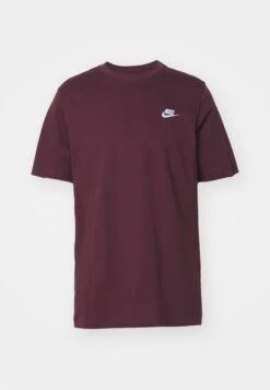 Nike Sportswear CLUB TEE - Basic T-shirt - Dark Team Red/gold-coloured -Zalando UK-Outlet cabe2ea729f64c63bd5b26cd6fe5a630