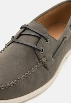 Pier One Boat Shoes - Grey -Zalando UK-Outlet cdb16402c1744028bb7fda2dfa328e6e