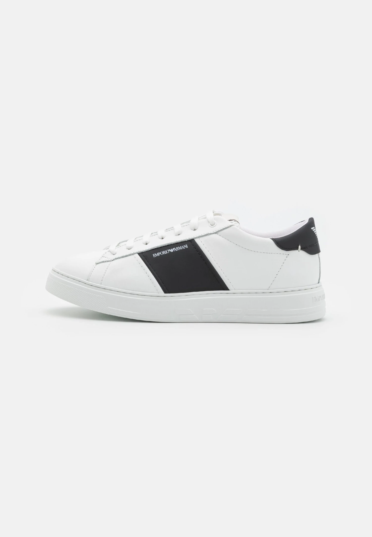 Emporio Armani Zar - Trainers - White/Black 1 Emporio Armani Zar - Trainers - White/Black