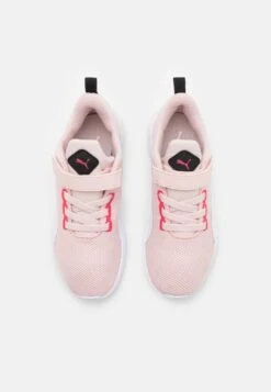Puma Flyer Runner Unisex - Neutral Running Shoes - White/Lotus/Paradise Pink 9 Puma Flyer Runner Unisex - Neutral Running Shoes - White/Lotus/Paradise Pink -Zalando UK-Outlet d06bc866bd2248b2b2ce98ff2d658fe6