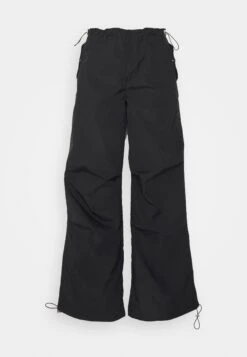 Parachute Pants - Trousers -Zalando UK-Outlet d326aaf7290346698fde9fb197b14089