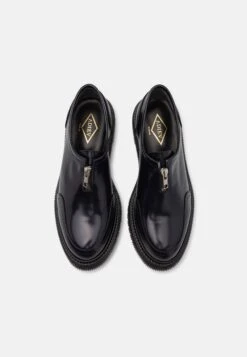 TYPE 193 UNISEX - Slip-ons - Night -Zalando UK-Outlet d346e5818d204848a53b77b0939e8e9c