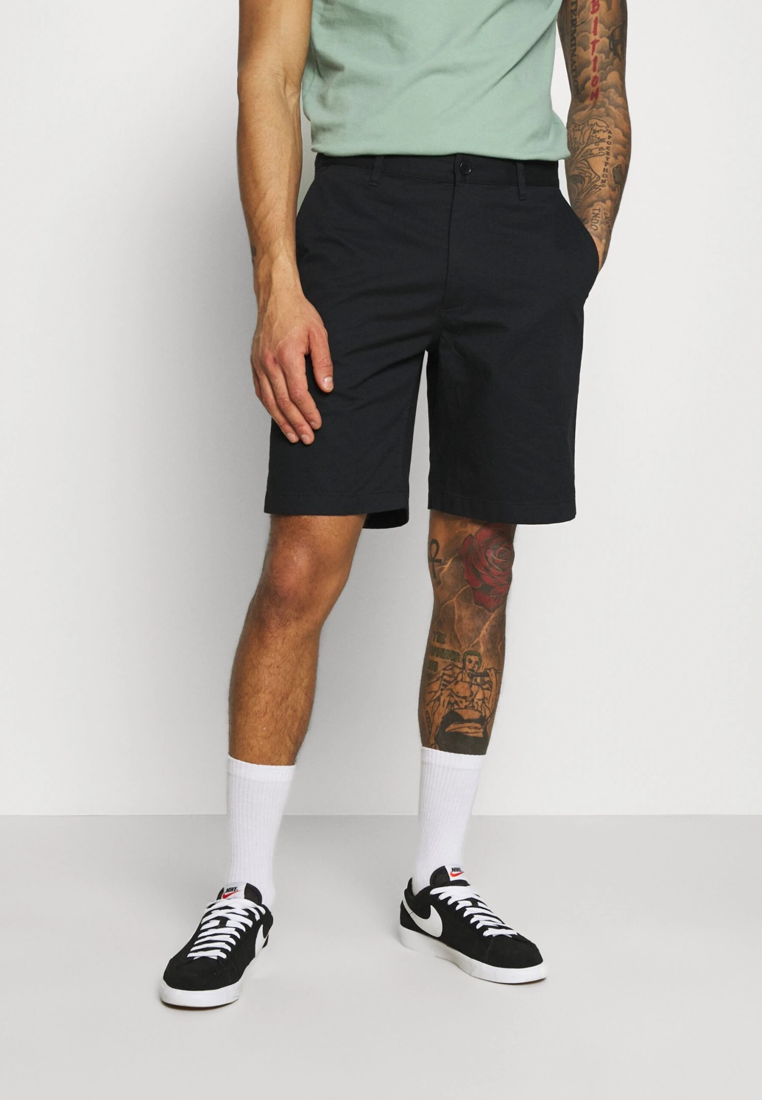 Wood Wood Jonathan Light - Shorts - Black 1 Wood Wood Jonathan Light - Shorts - Black