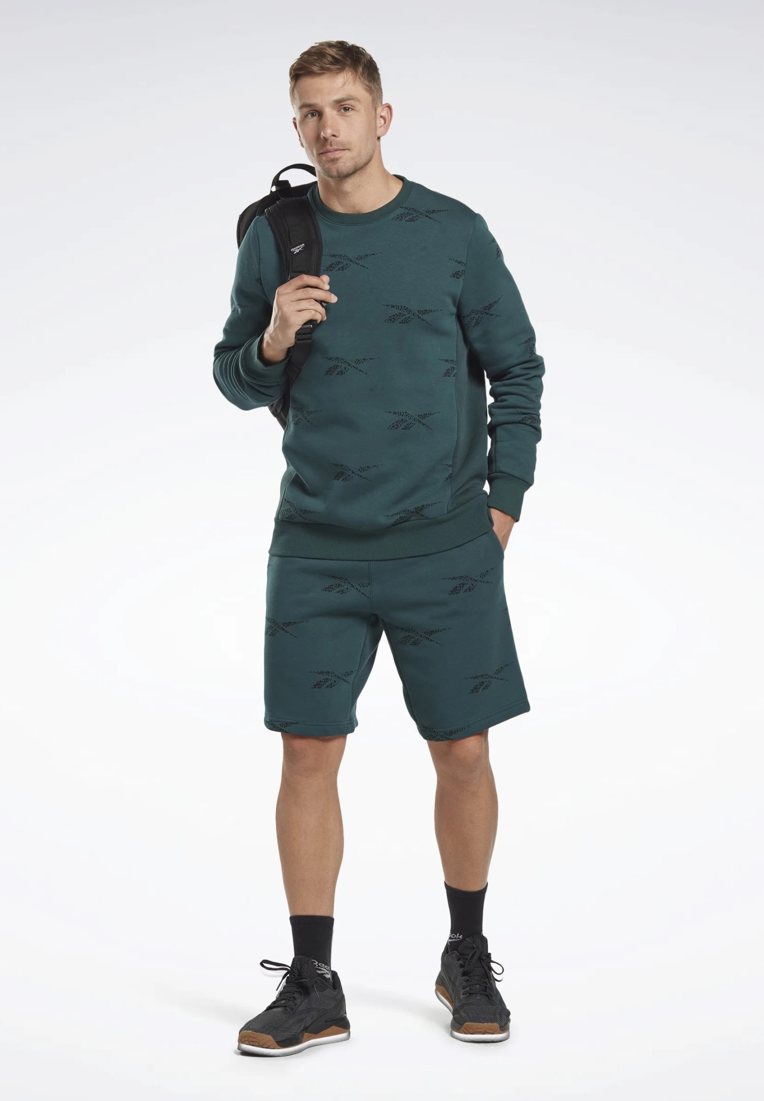 Reebok Ri Aop Crew - Sweatshirt - Forest Green 2 Reebok Ri Aop Crew - Sweatshirt - Forest Green - Image 2