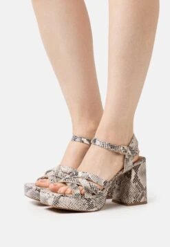 MTNG Skys - Platform Sandals