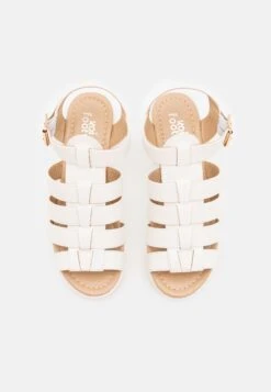 KOI FOOTWEAR Sii Strappy Sandals - Platform Sandals - White 11 KOI FOOTWEAR Sii Strappy Sandals - Platform Sandals - White -Zalando UK-Outlet d498f1e7665a4c86aa74270acb44c65a