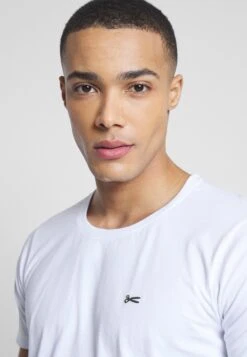 Denham Luis Longline Tee - Basic T-Shirt - White -Zalando UK-Outlet d662b23f82ad45019293cea755fb77b3