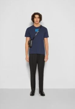 N°21 Print T-Shirt - Blu -Zalando UK-Outlet d7bc58fba19241f1a349219978f131a1