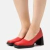 Vagabond Edwina - Classic Heels - Red